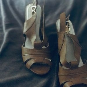 Tan leather wedges